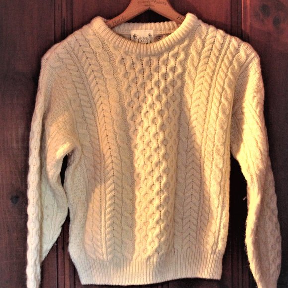 Pure New Wool Carraig Donn Hand knit Fisherman Sweater - Picture 1 of 8